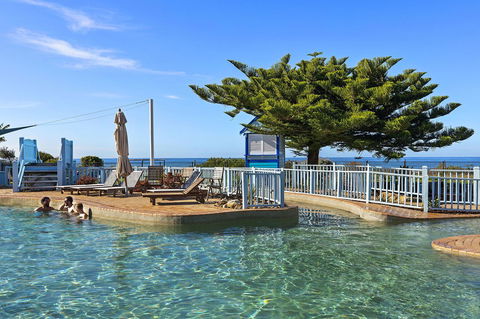 Blue Lagoon Beach Resort - Holiday Find 4