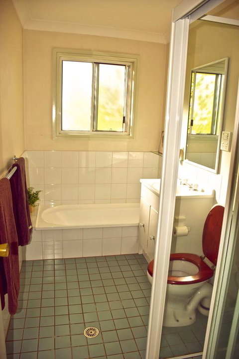 Borrodell Vineyard - Holiday Find 25