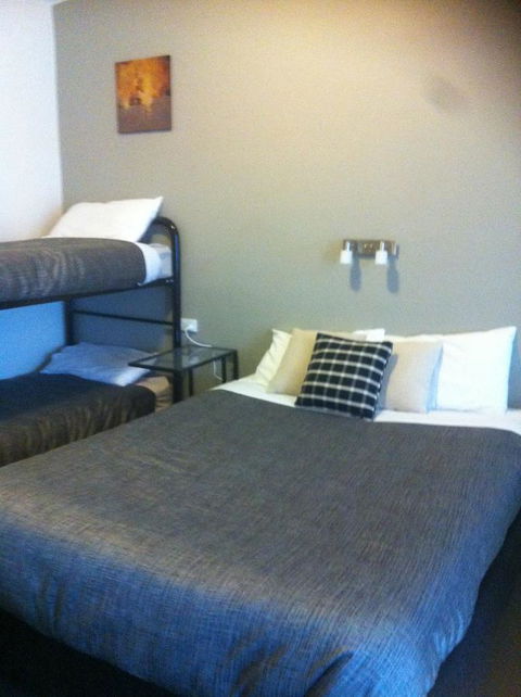 Altair Motel - Holiday Find 2