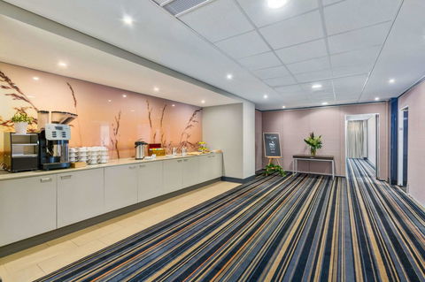 Quality Suites Pioneer Sands - Holiday Find 2
