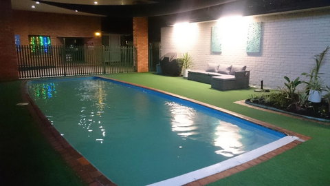 Adelong Motel - Holiday Find 2