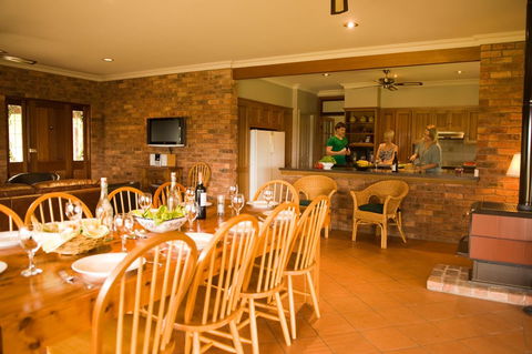 Ironstone Estate Lovedale - Holiday Find 37