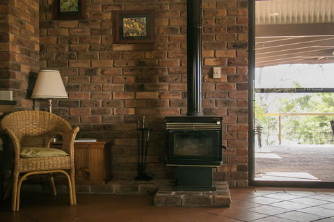 Ironstone Estate Lovedale - Holiday Find 8