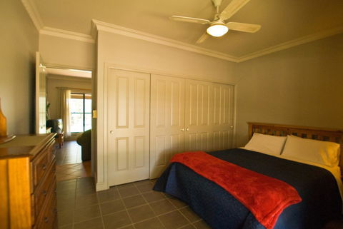 Ironstone Estate Lovedale - Holiday Find 33
