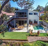 The Edgewater Bed  Breakfast - Holiday Find
