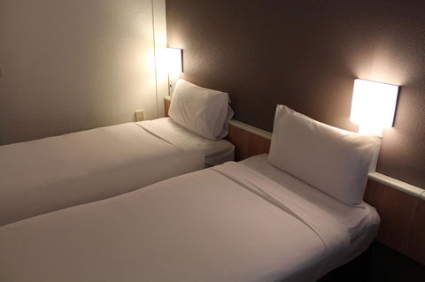 Ibis Newcastle - Holiday Find 16