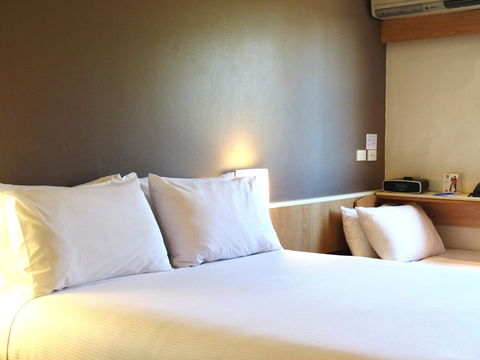 Ibis Newcastle - Holiday Find 18