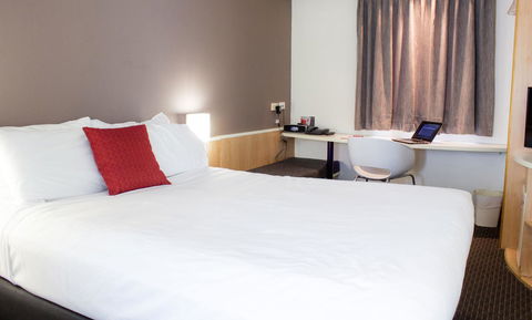 Ibis Newcastle - Holiday Find 3