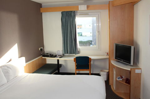Ibis Newcastle - Holiday Find 8