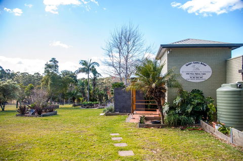 Sinclairs Country Retreat - Holiday Find 16