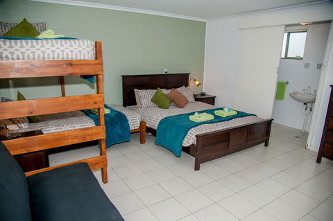 Sinclairs Country Retreat - Holiday Find 30