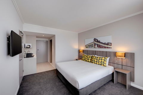 Mercure Sydney Bankstown - Holiday Find 18