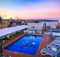 Holiday Inn Old Sydney - Holiday Find