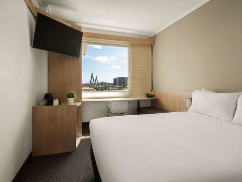 Ibis Sydney Darling Harbour - Holiday Find 36