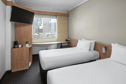 Ibis Sydney Darling Harbour - Holiday Find 7