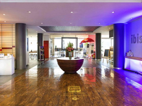 Ibis Sydney Darling Harbour - Holiday Find 40