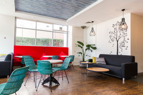 Ibis Sydney Darling Harbour - Holiday Find 10