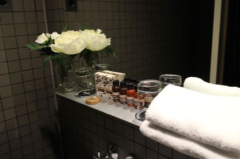 Kirketon Hotel Sydney - Holiday Find 8
