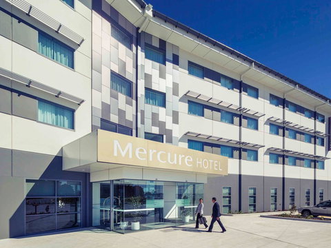 Mercure Newcastle Airport - Holiday Find 0