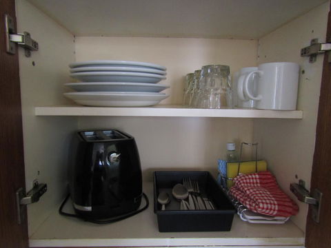 Allonville Gardens Motel - Holiday Find 26