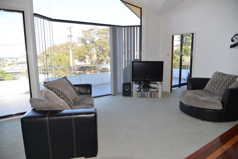 The Boat House - Holiday Find 9