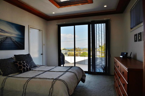 The Boat House - Holiday Find 11