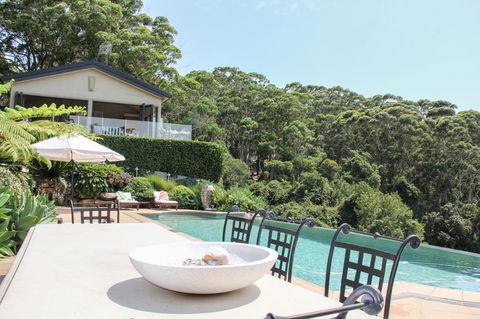 The Outlook Cabana - Holiday Find 13
