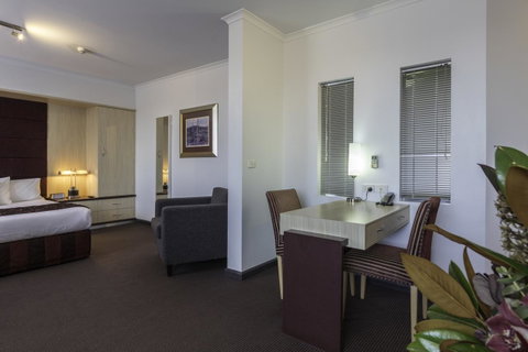 Mercure Albury - Holiday Find 30
