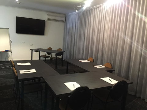 Mercure Albury - Holiday Find 39
