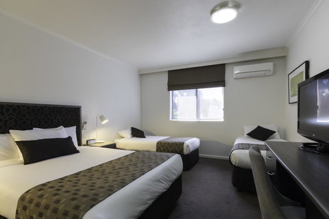 Mercure Albury - Holiday Find 14