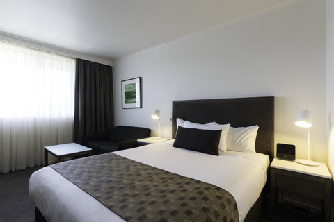 Mercure Albury - Holiday Find 5