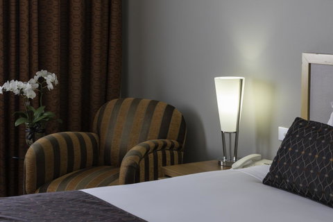 Mercure Albury - Holiday Find 7