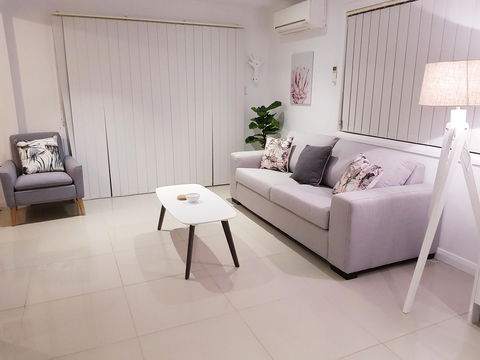 BookerBay Retreat! - Holiday Find 3