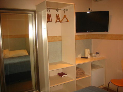 Hotel 59 Sydney - Holiday Find 38