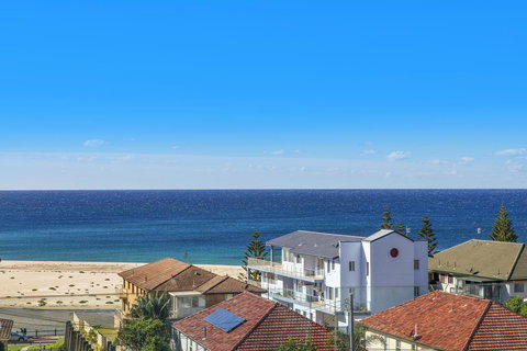 Sandy Cove Apartments - Holiday Find 3