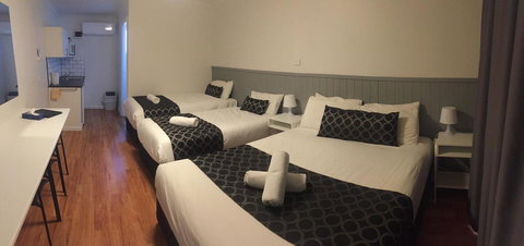 Eden Motel - Holiday Find 3