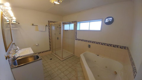 Eden Motel - Holiday Find 15