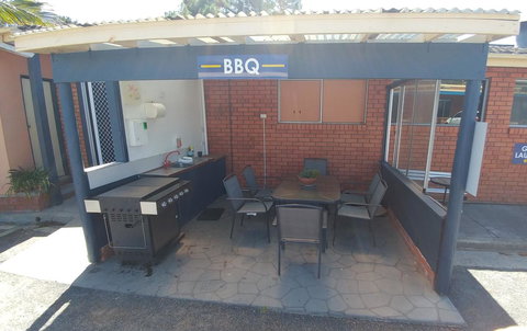 Eden Motel - Holiday Find 21