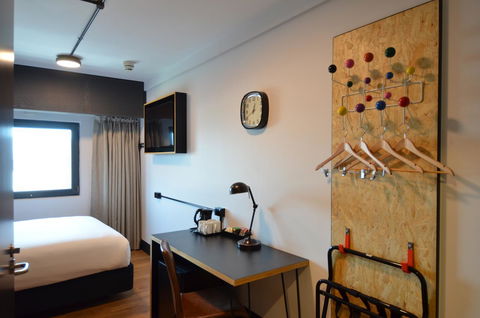 Ibis Budget Sydney East - Holiday Find 18