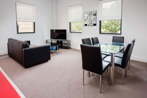 The Star Apartments - Holiday Find 5