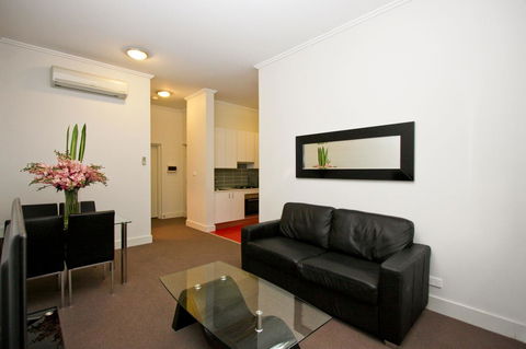 The Star Apartments - Holiday Find 6