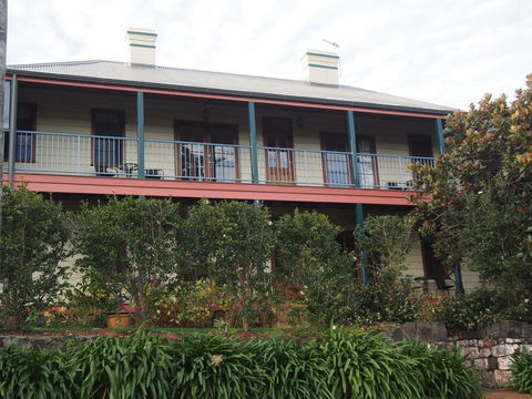 Bellevue Accommodation - Holiday Find 16