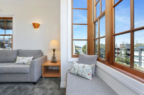 Bellevue Accommodation - Holiday Find 9