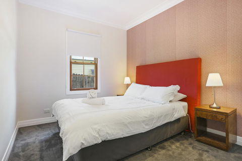 Bellevue Accommodation - Holiday Find 5