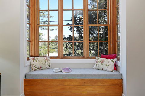 Bellevue Accommodation - Holiday Find 15