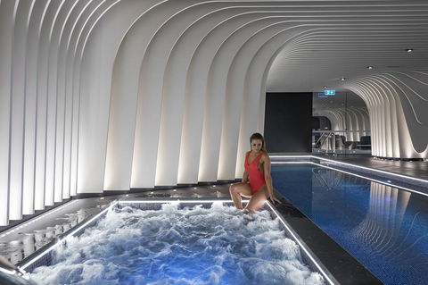 SKYE Suites Sydney - Holiday Find 32
