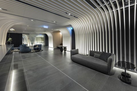 SKYE Suites Sydney - Holiday Find 13