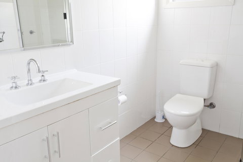 Bluegum Apartments Newcastle - Holiday Find 7