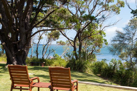 By The Beach B&B Self Contained Apartments - Holiday Find 0