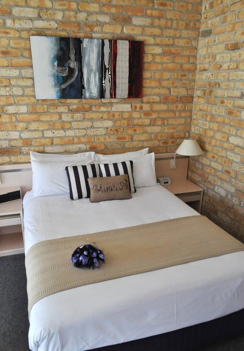 Mollymook Surfbeach Motel & Apartments - Holiday Find 6